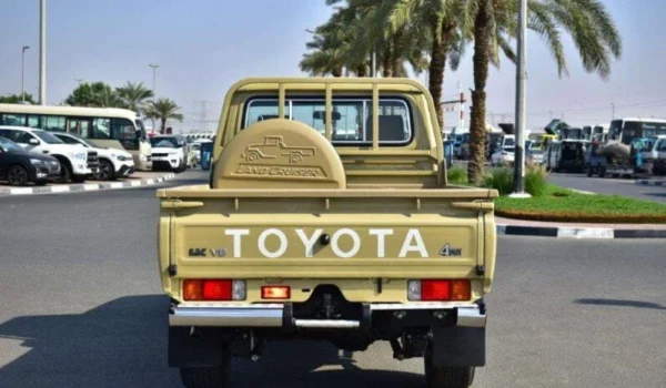 Toyota Landcruiser Pickup 2023 - Image 7