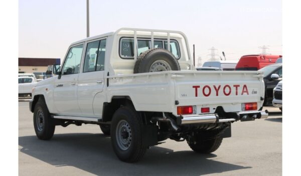 Toyota Landcruiser Pickup 2022 - Image 7