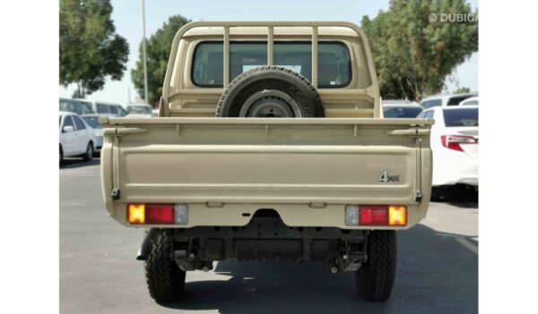 Toyota Landcruiser Pickup 2021 - Image 10