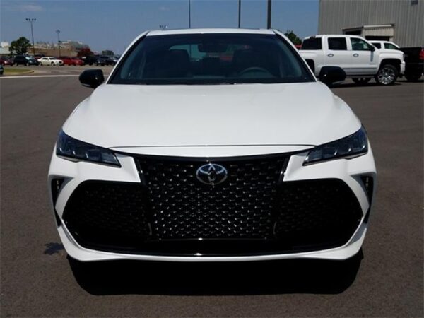 2019 TOYOTA AVALON