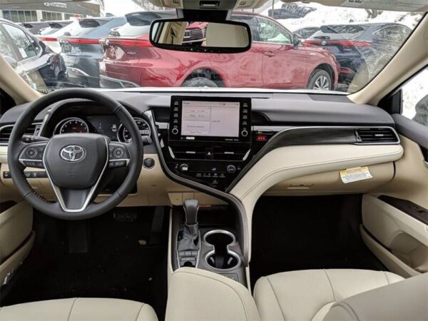 2021 TOYOTA CAMRY XSE - Image 6