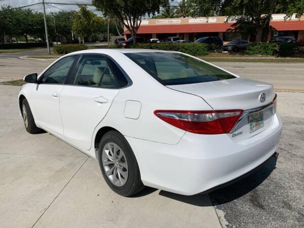 2016 TOYOTA CAMRY - Image 6