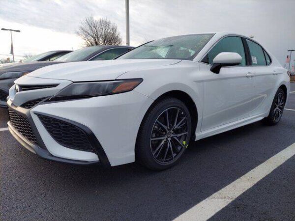 2021 TOYOTA CAMRY XSE - Image 2