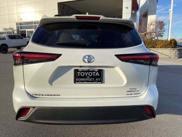 2021 TOYOTA HIGHLANDER - Image 3